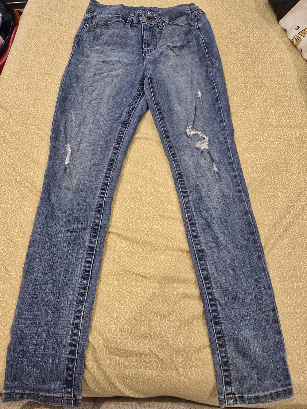 Seven7 Women's Distressed Skinny Jeans in Blue